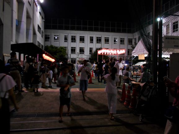 柳北踊りの会場入り口の画像。