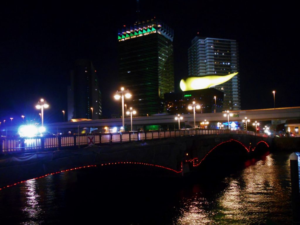 工事中の吾妻橋の画像。