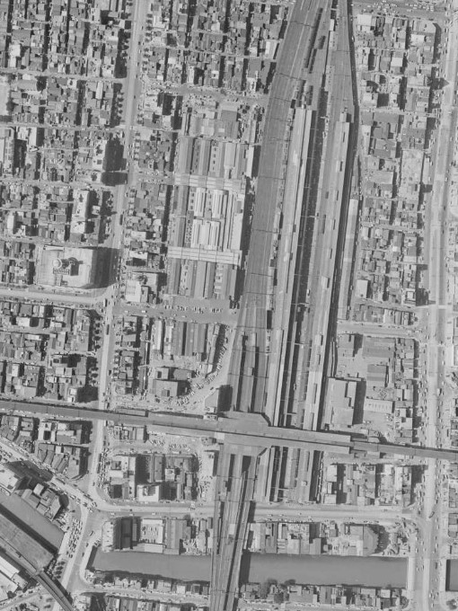 昭和38年の秋葉原駅空中写真（MKT636-C7-21）の画像。