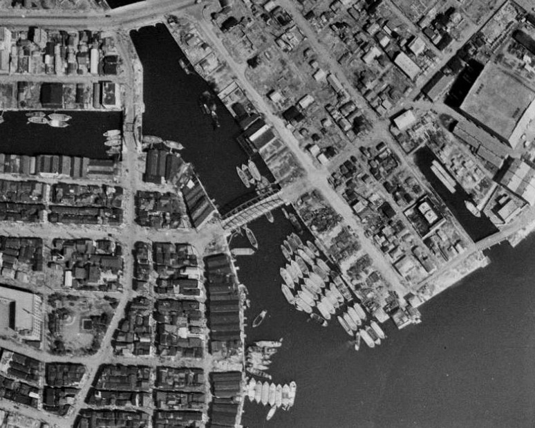 昭和23年空中写真（国土地理院Webサイトより、USA-M859-106）〔部分〕の画像。