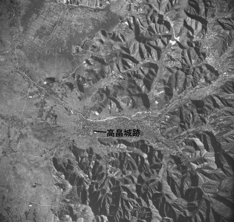 高畠付近昭和23年撮影空中写真（国土地理院Webサイトより、USA-M1186-25〔部分加筆〕の画像。