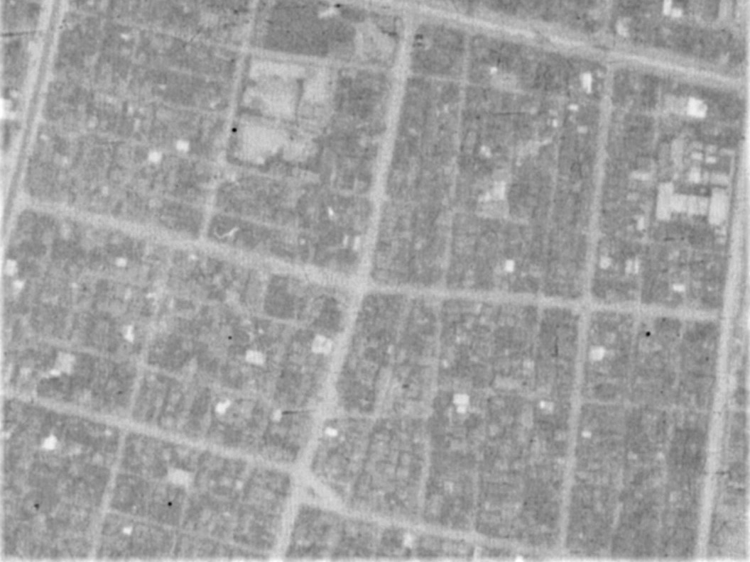 柳川藩中屋敷跡付近、昭和17年撮影空中写真（国土地理院Webサイトより、C29D-C1-16〔部分〕） の画像。